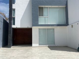 CASA EN VENTA AL NORTE DE AGUASCALIENTES EN TROJES DE ALONSO