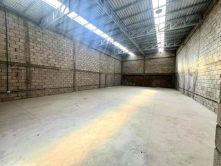 Bodega en renta en Cabo San Lucas a dos cuadras de Lázaro Cárdenas en el Arenal