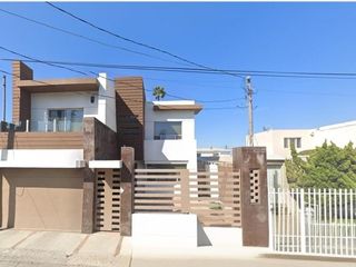 HERMOSA CASA ESTA ESPERANDO POR TI