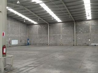 RENTA nave industrial 2 mil m2 (2 modulos) muy cerca de plantas automotrices