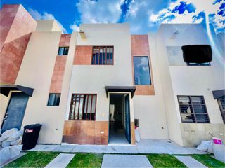 CASA EN VENTA - RINCONES DEL MARQUÉS