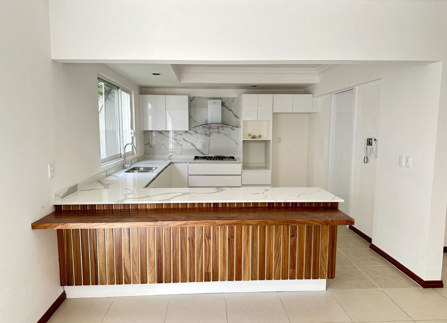 Se vende residencia dentro el fraccionamiento privado “Prados del ...