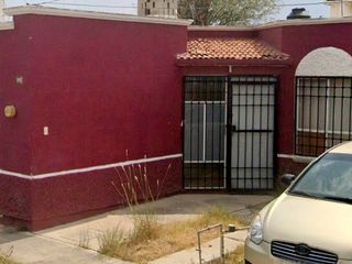 VENTA DE CASA EN ARBOLEDAS PASO BLANCO, AGUASCALIENTES