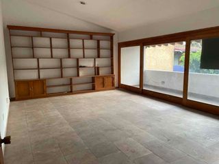 CUERNAVACA, COL. ACAPANTZINGO, AV. DIAZ ORDAZ, RENTO LOCAL EN PLAZA COMERCIAL, BAÑO, AIRE ACONDICIONADO Y TERRAZA