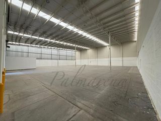 SE RENTA EXCELENTE BODEGA INDUSTRIAL 1170 M2  TOTALMENTE TECHADA