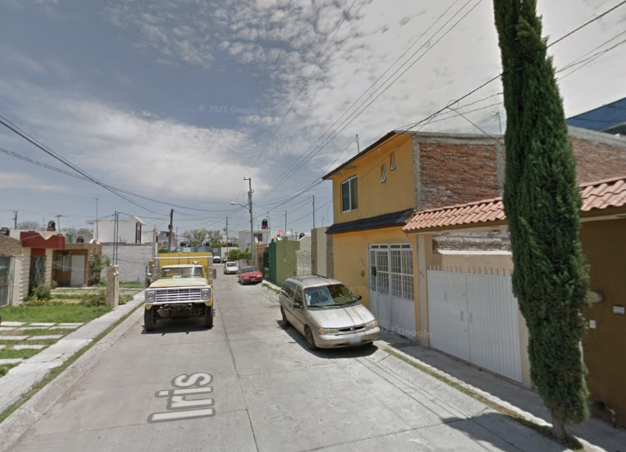 CASA EN VENTA - Iris 161, Residencial Floresta, 36595 Irapuato, Gto ...