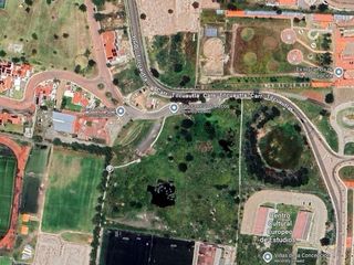 VENTA DE TERRENO Y  PROYECTO  LA CONCEPCIÓN, FRENTE A LA HACIENDA. Totalmente bardeado