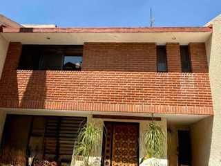 CASA EN VENTA DENTRO DE CONDOMINIO CON VIGILANCIA