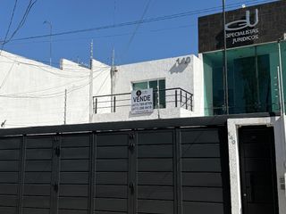 casa de uso comercial o para Oficinas