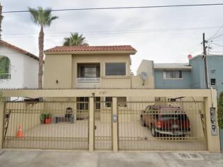 VENTA DE HERMOSA CASA