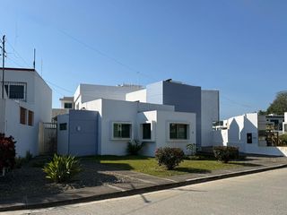 CASA EN VENTA CALLE RIO PAPALOAPAN 50, JARDINES DE TUXPAN, TUXPAN VERACRUZ