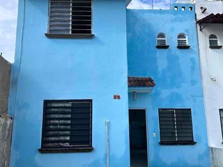 CASA EN VENTA EN NUEVO NAYARIT CON ALTO POTENCIAL DE TRANSFORMACIÓN.