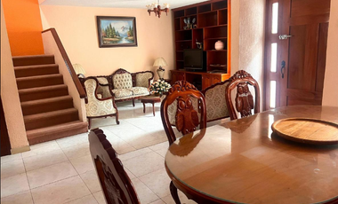 VENTA DE HERMOSA CASA