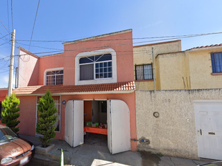 Casa en Fuente del Descanso, Las Fuentes, 34220 Durango, Dgo.