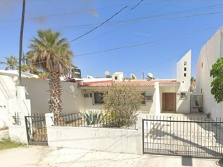 HERMOSA CASA ESTA ESPERANDO POR TI