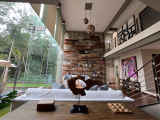 CASA EN RENTA/ VENTA EN CANCUN COUNTRY CLUB ACABADOS Y DISEÑO DE LUJO, IDEAL PARA LAS FAMILIAS
