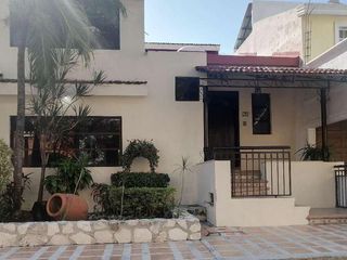 Casa en Privada las Campanas, Col. Guadalupe