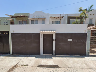 VENTA DE CASA EN LOS DELFINES, PUERTO VALLARTA JALISCO