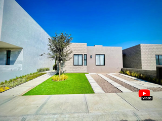 CASA DE UNA PLANTA EN VENTA - PUERTA REAL