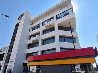 SE RENTA PISO PARA OFICINAS EN ZONA NORTE
