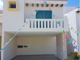 Casa En Venta En Ciudad Del Carmen, Campeche.