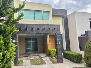 CASA EN VENTA EN  PRIVADA CONDE SANTIAGO DE LA LAGUNA , GUADALUPE