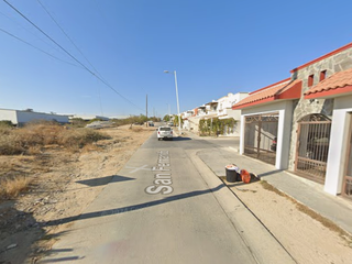 ¡¡GRAN OPORTUNIDAD DE ADQUIRIR O INVERTIR EN ESTA HERMOSA CASA DE REMATE BANCARIO!!, EN CABO SAN LUCAS (SOLO CON RECURSOS PROPIOS).