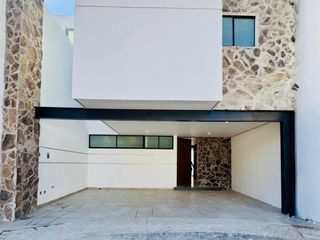 CASA EN VENTA AL NORTE EN RINCONADA DE LOS MEZQUITES