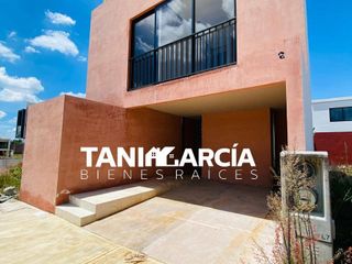 Vendo Preventa de casa de 3 niveles!! con 240 m2 de construcción!!, lista para un Roof Garden!!