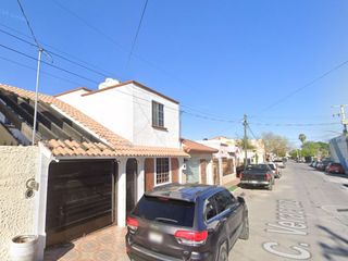 Casa en venta en Nuevo Laredo. CLM1