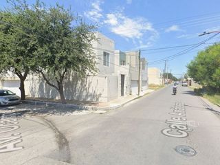 Gran Remate, Casa en Col. Madero, Nvo. Laredo, Tamps.
