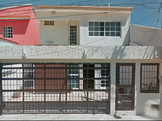 VENTA DE CASA EN CENCERRO  COLONIA MADERAS, CARMEN, CAMPECHE