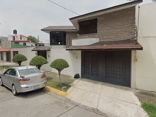 CASA EN VENTA EN FRACCIONAMIENTO VALLE DORADO TLALNEPANTLA EDO MÉX