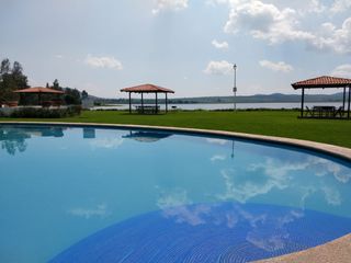 TERRENO EN VENTA RIBERA DEL LAGO DE VALENCIA, SAN PEDRO DE VALENCIA, ACATLÁN DE JUÁREZ