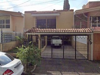 CASA EN VENTA EN AV FARO, BOSQUES DE LA VICTORIA, GUADALAJARA, JALISCO
