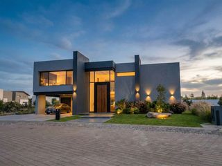Casa en Renta en El Campanario Querétaro