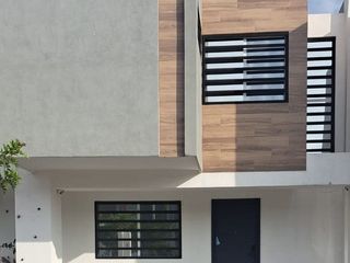 CASA EN VENTA FRACC CARANDAY (EN RANCHO SANTA MONICA)