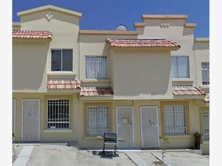 CASA EN VENTA EN FRACC. URBI QUINTA DEL CEDRO, TIJUANA, BAJA CALIFORNIA
