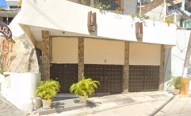 CASA EN VENTA EN CALLE ROCA SOLA, CLUB DEPORTIVO, ACAPULCO, GUERREO