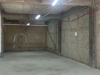 BODEGA EXCLUSIVA DE ALMACENAJE 93 M2
