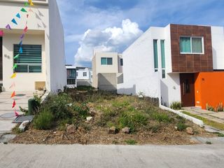 Excelente terreno en senderos de monte verde (en coto ya consolidado)