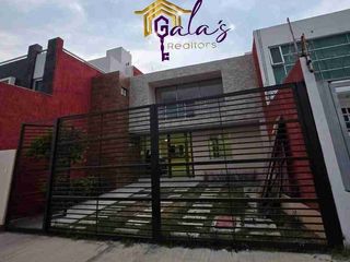 CASA REMODELADA CON HAB Y BAÑO COMPLETO EN PLANTA BAJA!!
