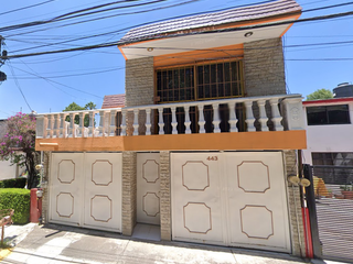 CASA EN VENTA EN C. CAYENA  FRACC. VALLE DORADO  Tlalnepantla de Baz C.P. 54020 | ESTADO DE MÉXICO