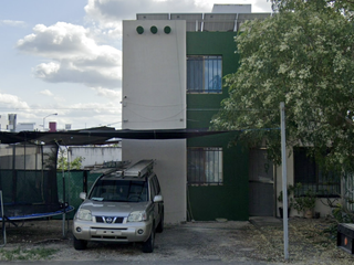 LV25-241 B2 CASA EN VENTA RECUPERACION BANCARIA C. 121 596, Los Héroes, 97306 Mérida, Yucatan, México.