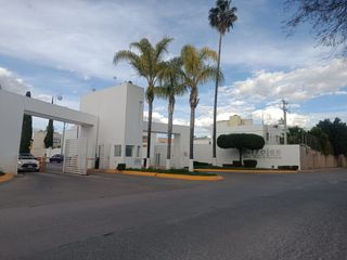 CASA EN VENTA AL NORTE DE AGUASCALIENTES CON REC. EN PLANTA BAJA