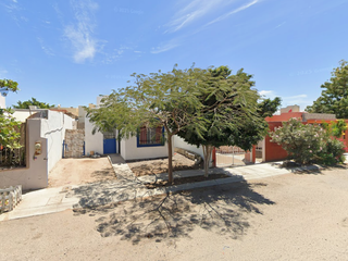 Excelente oportunidad de invertir , iniciar o aumentar tu patrimonio , en esta casa en La Paz BCS, por debajo del valor comercial de REMATE BANCARIO