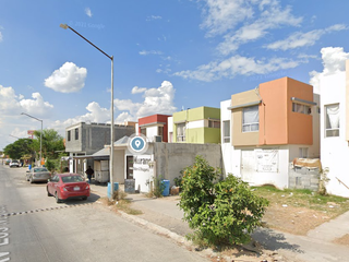 Casa en Venta en C. Av Los Nogales, Bosque de los Nogales, 65515 Bosques de los Nogales, N.L., México