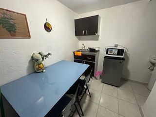 PEQUEÑO DEPARTAMENTO BIEN UBICADO AMUEBLADO