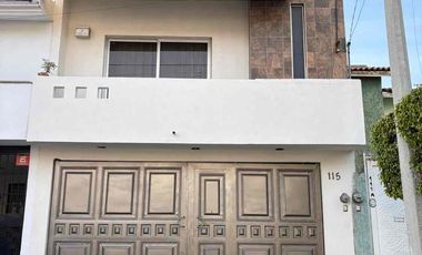 De vende Casa en San Jerónimo, se acepta crédito Fovisste, bancario, Infonavit , o recursos propios , a 5 minutos de plaza mayor