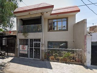 SE VENDE CASA EN: HACIENDA LA AURORA, BALCONES DE OBLATOS, GUADALAJARA, JALISCO.
